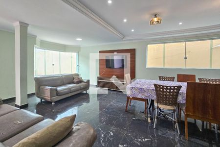 Sala de apartamento para alugar com 4 quartos, 350m² em Balneario Guarujá, Guarujá