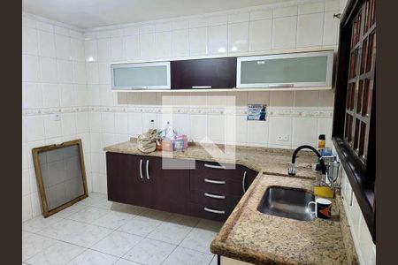 Casa à venda com 3 quartos, 155m² em Vila Fiat Lux, São Paulo