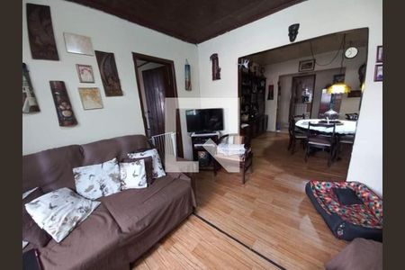 Casa à venda com 3 quartos, 270m² em Vila Mangalot, São Paulo