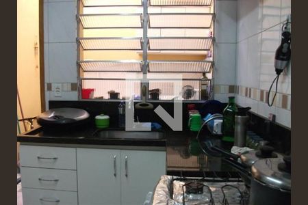 Casa à venda com 2 quartos, 75m² em Vila Pereira Cerca, São Paulo