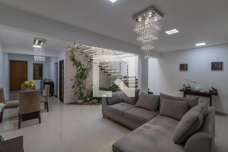 Sala de casa à venda com 5 quartos, 240m² em Conjunto Habitacional Padre Jose de Anchieta, São Paulo