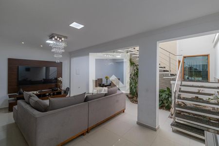 Sala de casa à venda com 5 quartos, 240m² em Conjunto Habitacional Padre Jose de Anchieta, São Paulo