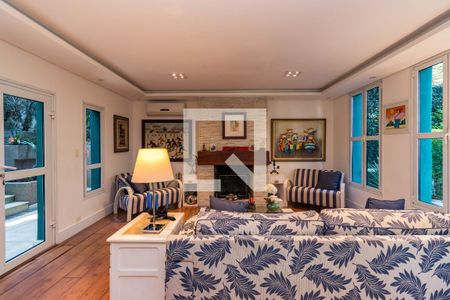 Sala de casa à venda com 3 quartos, 412m² em Fazenda Morumbi, São Paulo