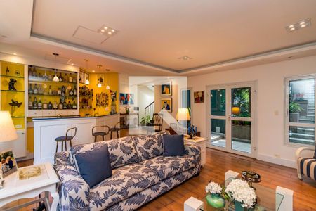 Sala de casa à venda com 3 quartos, 412m² em Fazenda Morumbi, São Paulo