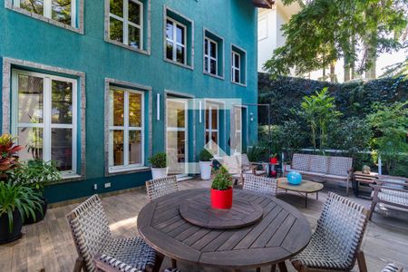 Varanda da Sala de casa à venda com 3 quartos, 412m² em Fazenda Morumbi, São Paulo