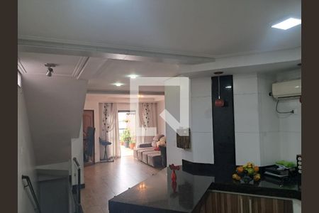 Sala de casa à venda com 4 quartos, 250m² em Santo Antônio, São Caetano do Sul