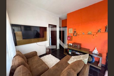 Sala de casa à venda com 4 quartos, 140m² em Jardim Bandeirantes, Contagem