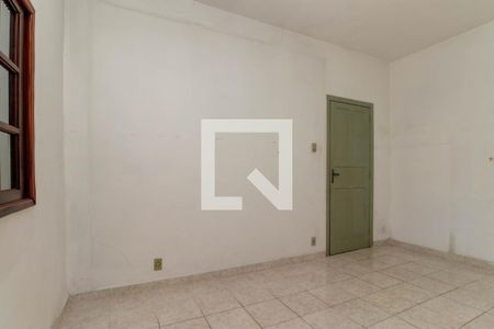 Quarto 1 de casa para alugar com 3 quartos, 200m² em Vila Ivone, São Paulo