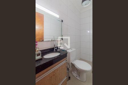 Lavabo de casa à venda com 3 quartos, 177m² em Vila Salete, São Paulo