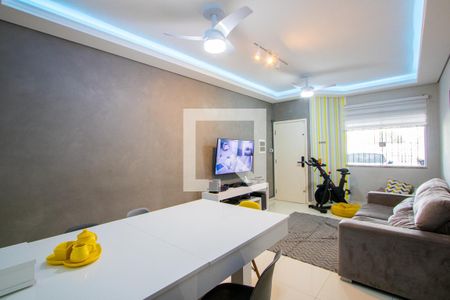 Sala de casa à venda com 3 quartos, 126m² em Vila Linda, Santo André