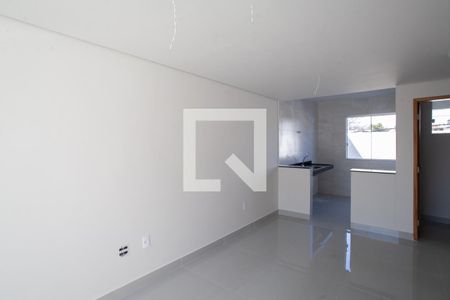 Sala de casa à venda com 2 quartos, 65m² em Rio Branco, Belo Horizonte
