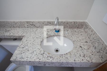 Lavabo de casa à venda com 2 quartos, 65m² em Rio Branco, Belo Horizonte