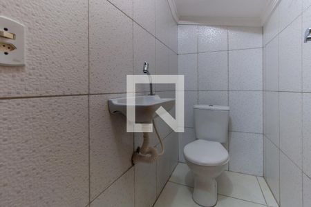 Lavabo de casa para alugar com 2 quartos, 100m² em Jardim Sao Roberto, São Paulo