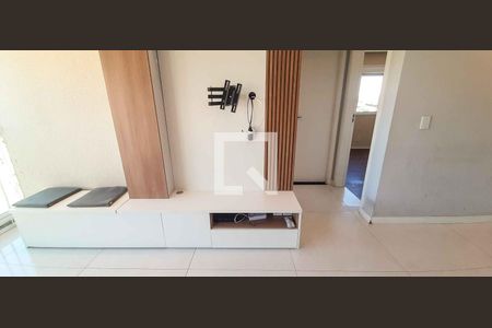 Sala de TV de apartamento para alugar com 2 quartos, 50m² em Jardim Roberto, Osasco