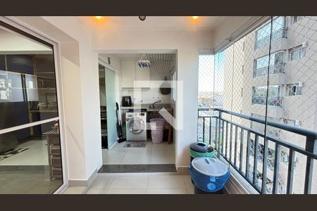 Varanda de apartamento à venda com 3 quartos, 97m² em Vila Scarpelli, Santo André