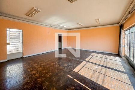 Sala de casa para alugar com 3 quartos, 447m² em Cambuci, São Paulo