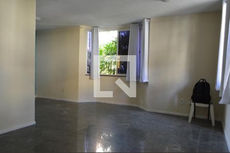 Sala de casa de condomínio à venda com 3 quartos, 112m² em Taquara, Rio de Janeiro