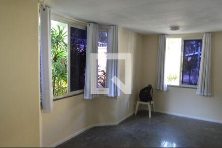 Sala de casa de condomínio à venda com 3 quartos, 112m² em Taquara, Rio de Janeiro