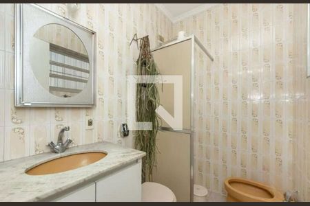 Banheiro de casa para alugar com 3 quartos, 300m² em Vila Prudente, São Paulo