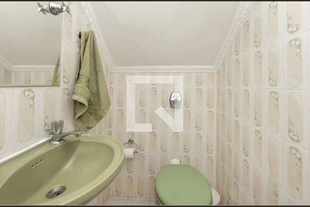 Banheiro de casa para alugar com 3 quartos, 300m² em Vila Prudente, São Paulo