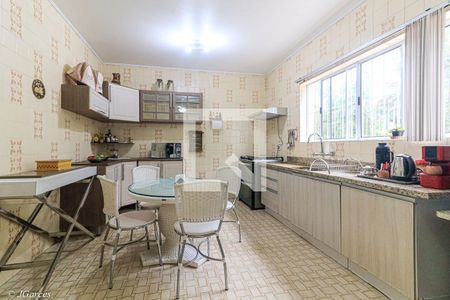 Casa à venda com 4 quartos, 290m² em Jardim Isabel, Porto Alegre