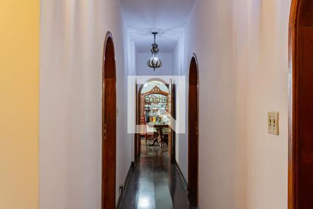 Corredor de casa à venda com 5 quartos, 400m² em Siciliano, São Paulo