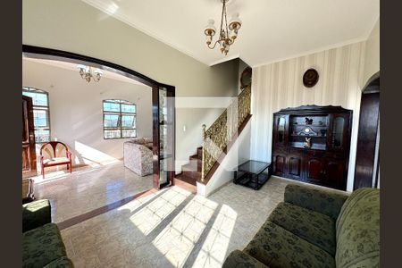 Sala de Estar de casa para alugar com 3 quartos, 300m² em Parque Centenário, Jundiaí