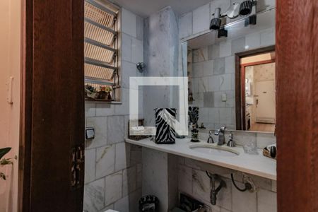 Lavabo de apartamento à venda com 3 quartos, 180m² em Leme, Rio de Janeiro