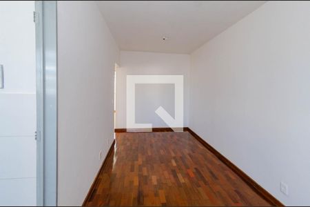 Sala de apartamento à venda com 3 quartos, 60m² em Salgado Filho, Belo Horizonte