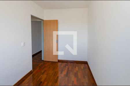 Quarto 1 de apartamento à venda com 3 quartos, 60m² em Salgado Filho, Belo Horizonte