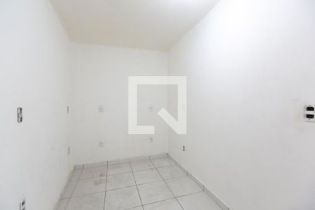 Quarto de casa para alugar com 1 quarto, 26m² em Vila Taquari, São Paulo