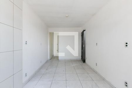 Sala/Cozinha de casa para alugar com 1 quarto, 26m² em Vila Taquari, São Paulo