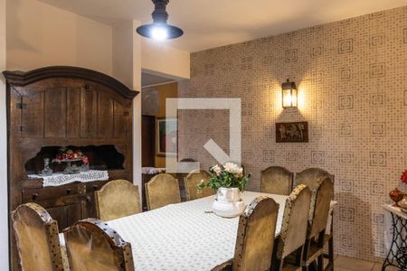 Sala 1 de casa à venda com 3 quartos, 700m² em Alto Caiçaras, Belo Horizonte