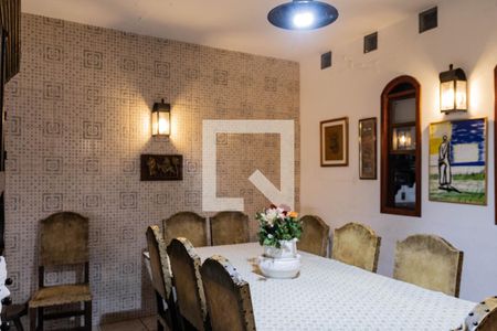 Sala 1 de casa à venda com 3 quartos, 700m² em Alto Caiçaras, Belo Horizonte