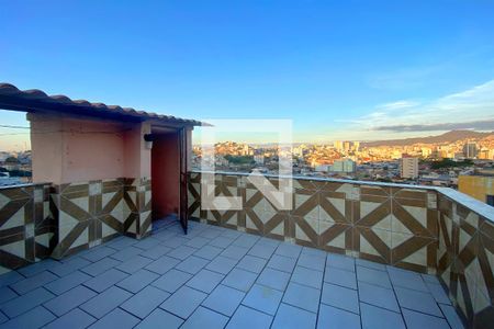 Cobertura de casa à venda com 2 quartos, 150m² em São Cristóvão, Belo Horizonte