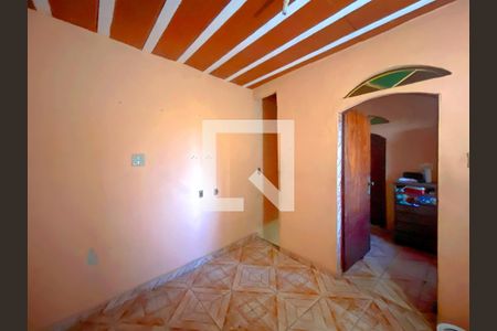 Sala de casa à venda com 2 quartos, 150m² em São Cristóvão, Belo Horizonte