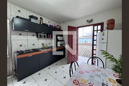 Sala/Cozinha de casa à venda com 2 quartos, 140m² em Santos Dumont, São Leopoldo