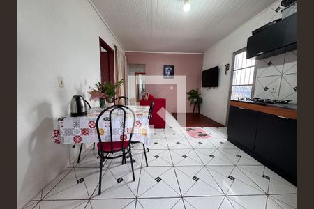Sala/Cozinha de casa à venda com 2 quartos, 140m² em Santos Dumont, São Leopoldo