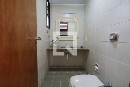 Lavabo de apartamento para alugar com 3 quartos, 134m² em Centro, Guarujá