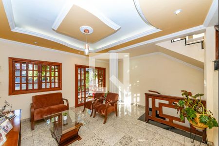 Sala 2 de casa para alugar com 4 quartos, 297m² em Teixeira Dias, Belo Horizonte