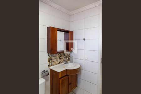 Banheiro de apartamento para alugar com 2 quartos, 44m² em Jardim Las Vegas, Guarulhos