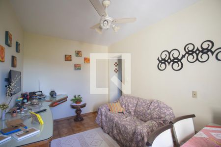 Sala de apartamento para alugar com 2 quartos, 76m² em Colubandê, São Gonçalo