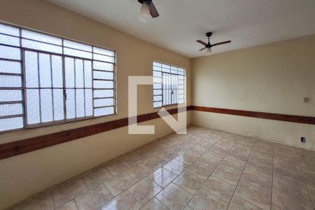 Sala de casa à venda com 4 quartos, 150m² em Fonseca, Niterói