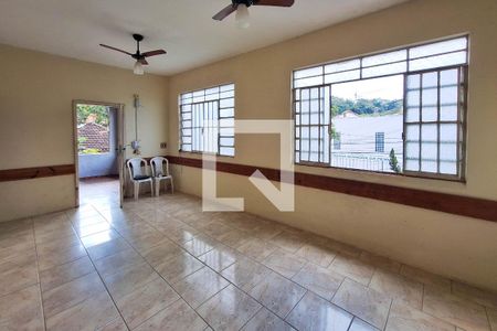 Sala de casa à venda com 4 quartos, 150m² em Fonseca, Niterói