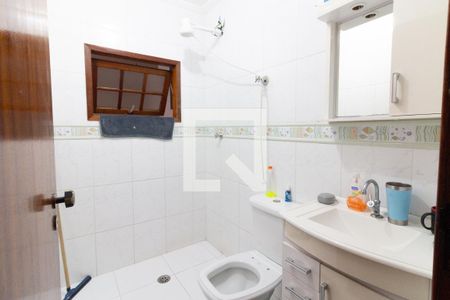 Banheiro da Suíte 1 de casa à venda com 2 quartos, 98m² em Jardim Ester Yolanda, São Paulo