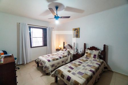 Suíte de casa para alugar com 3 quartos, 200m² em Parque Jabaquara, São Paulo