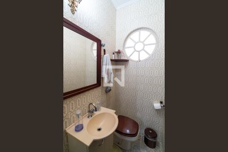 Lavabo de casa para alugar com 3 quartos, 200m² em Parque Jabaquara, São Paulo