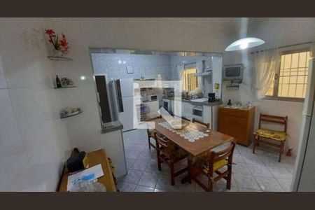 Casa para alugar com 3 quartos, 240m² em Cidade Patriarca, São Paulo