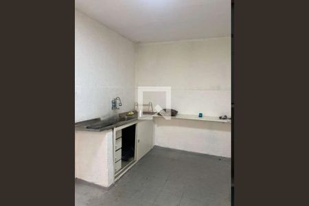 Casa para alugar com 3 quartos, 220m² em Parque Imperial, São Paulo