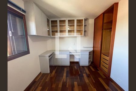Quarto 2 de casa de condomínio à venda com 4 quartos, 137m² em Rio Pequeno, São Paulo